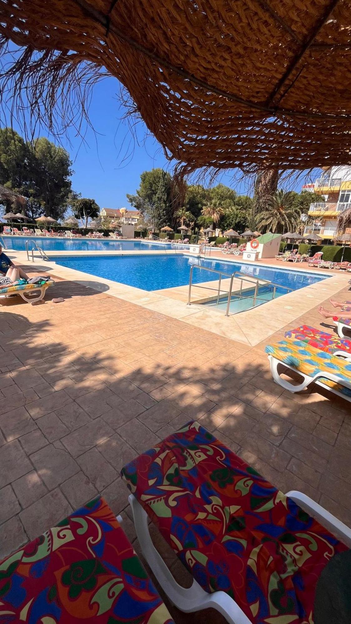 Apartament Coastal Feeling, Pools & Views Agata *